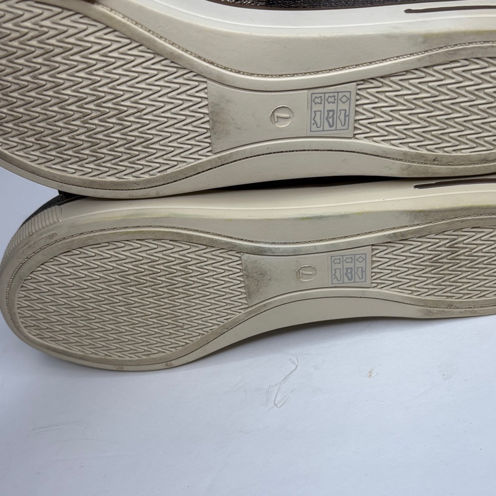 Eileen Fisher Sport Suede Sneaker Sandal in Metallic Bronze  Size 7 - Picture 9 of 9